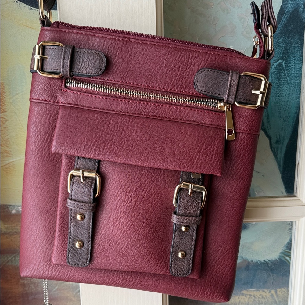 Stylish and Functional Burgundy Crossbody Bag